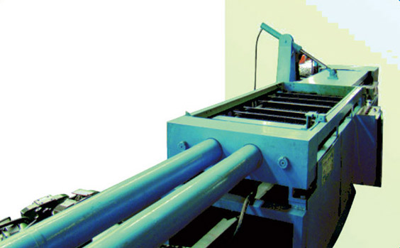  Automatic pipe expander